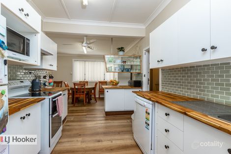 Property photo of 14 Meredith Crescent Raymond Terrace NSW 2324