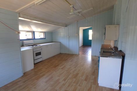 14 Granville Tce, Granville, QLD 4650