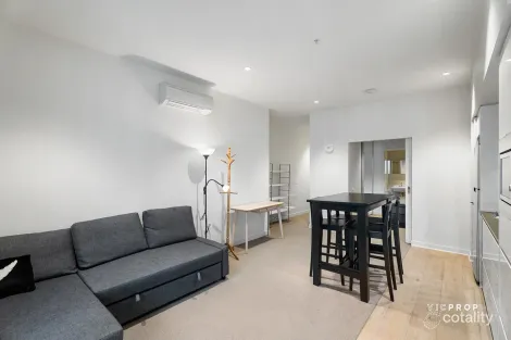 Property photo of 1009/199 William Street Melbourne VIC 3000