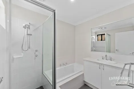 Property photo of 42 Burrows Loop Midvale WA 6056