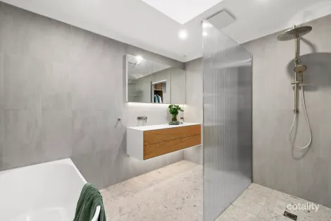 Property photo of 29-31 Elgin Crescent Park Orchards VIC 3114