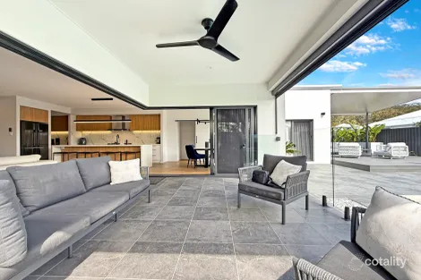 Property photo of 11 Mayfair Crescent Baringa QLD 4551