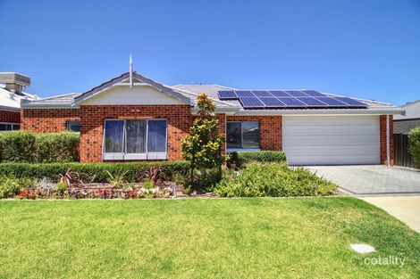 1/8 Seaspray Pl, Waikiki, WA 6169