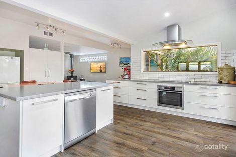Property photo of 12 Holyrood Street Maryborough VIC 3465