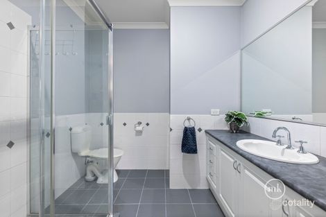 Property photo of 1/110 St Helena Road Briar Hill VIC 3088