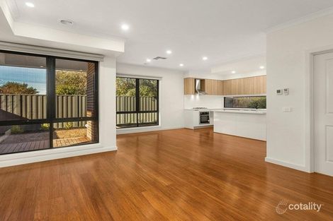 Property photo of 10A Chester Drive Hampton Park VIC 3976