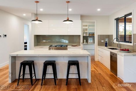 Property photo of 1 Guymer Court Montmorency VIC 3094