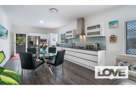 Property photo of 32 Darlington Drive Buttaba NSW 2283