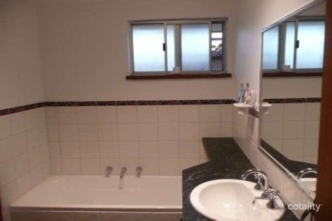 Property photo of 15 Kampong Road Yakamia WA 6330