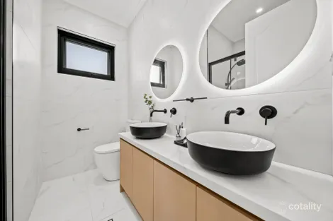 Property photo of 2 Haven Place Willetton WA 6155