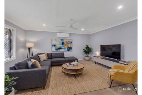 Property photo of 28 Jonquil Circuit Flinders View QLD 4305