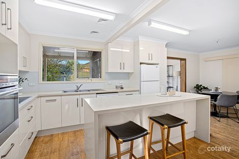 Property photo of 3 Highview Drive Farmborough Heights NSW 2526