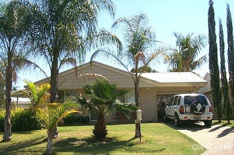 Property photo of 28 Grevillea Drive Kawana QLD 4701