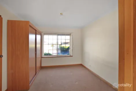 Property photo of 2/4 Lily Avenue Seaton SA 5023