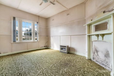 Property photo of 18 Bruce Street Cumnock NSW 2867