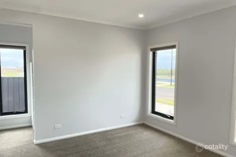 Property photo of 16 Litoria Drive Deanside VIC 3336
