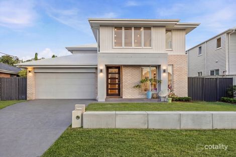 9 Skua St, Burleigh Waters, QLD 4220