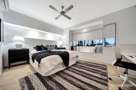 Property photo of 1 Norland Street Wynnum QLD 4178