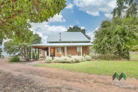 196 Mena Rd, Birdwoodton, VIC 3505