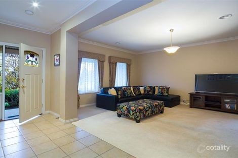 Property photo of 11 Merino Drive Alfredton VIC 3350