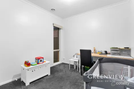 Property photo of 7 Gladiolus Circuit Cranbourne North VIC 3977