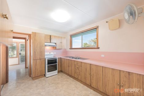 Property photo of 5 Harlo Street Belmont North NSW 2280