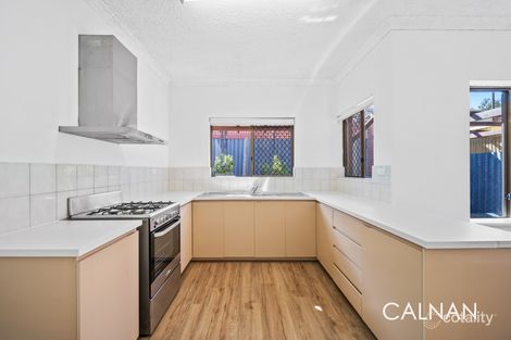 Property photo of 31 Poppy Lane Como WA 6152