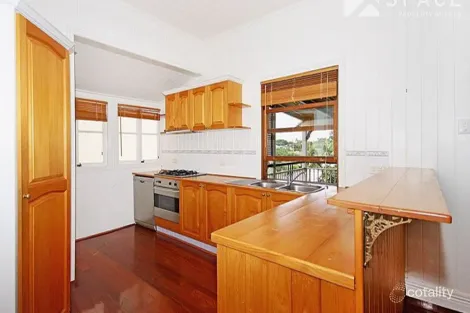 Property photo of 27 Edith Terrace Red Hill QLD 4059