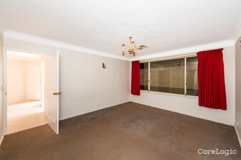 Property photo of 5 Berrigan Row Halls Head WA 6210