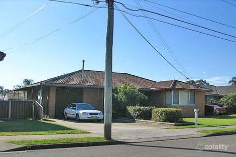 19 Musgrave Cres, Fairfield West, NSW 2165