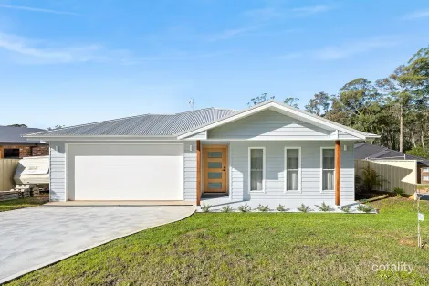 Property photo of 9 Ascension Way Batehaven NSW 2536