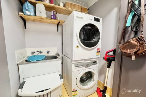 Property photo of 512 Beach Road Denhams Beach NSW 2536