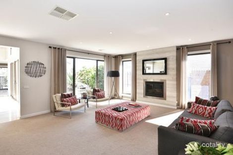 Property photo of 2 Swanson Boulevard Strathfieldsaye VIC 3551
