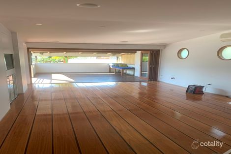 Property photo of 78 Central Street Labrador QLD 4215