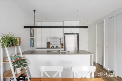 Property photo of 2/82 Mitchell Street Bentleigh VIC 3204