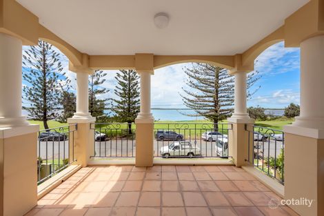 Property photo of 5/28-30 Oatland Esplanade Runaway Bay QLD 4216
