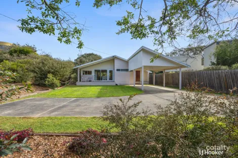 Property photo of 72 Surf Parade Inverloch VIC 3996