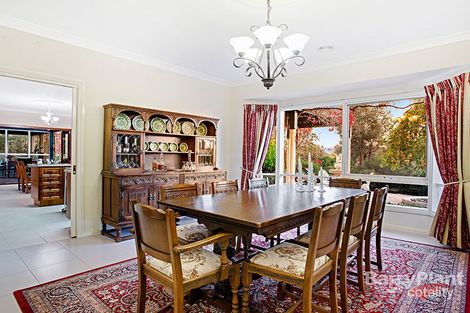 Property photo of 10 Whitmore Place Wyndham Vale VIC 3024