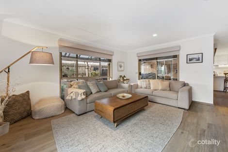 Property photo of 27 County Drive Berwick VIC 3806