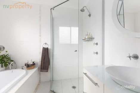 Property photo of 12 River Oak Crescent Scotts Head NSW 2447