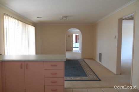 Property photo of 2 Raneen Place Berwick VIC 3806