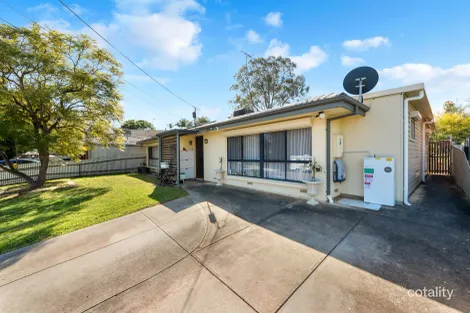 Property photo of 18 Greenloop Crescent Huntfield Heights SA 5163