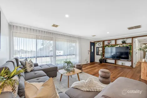 Property photo of 18 Greenloop Crescent Huntfield Heights SA 5163
