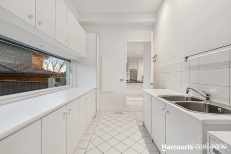 Property photo of 8 Lutana Court Wheelers Hill VIC 3150