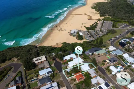 Property photo of 14 High Street Redhead NSW 2290