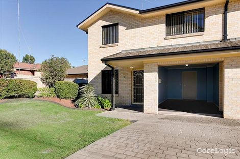 Property photo of 2/10-14 Eagleview Road Minto NSW 2566