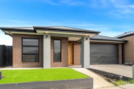Property photo of 32 Oleander Circuit Beveridge VIC 3753