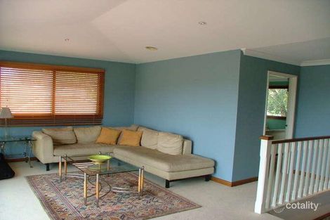 Property photo of 43 Arnott Crescent Warriewood NSW 2102