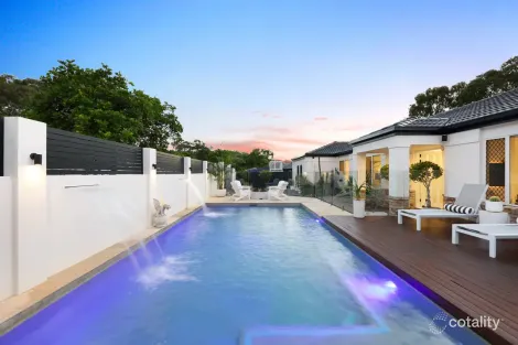 Property photo of 3 Matthew Close Burleigh Heads QLD 4220