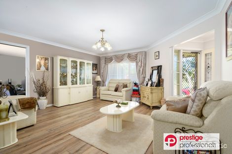 Property photo of 7 Fernleaf Court Wattle Grove NSW 2173
